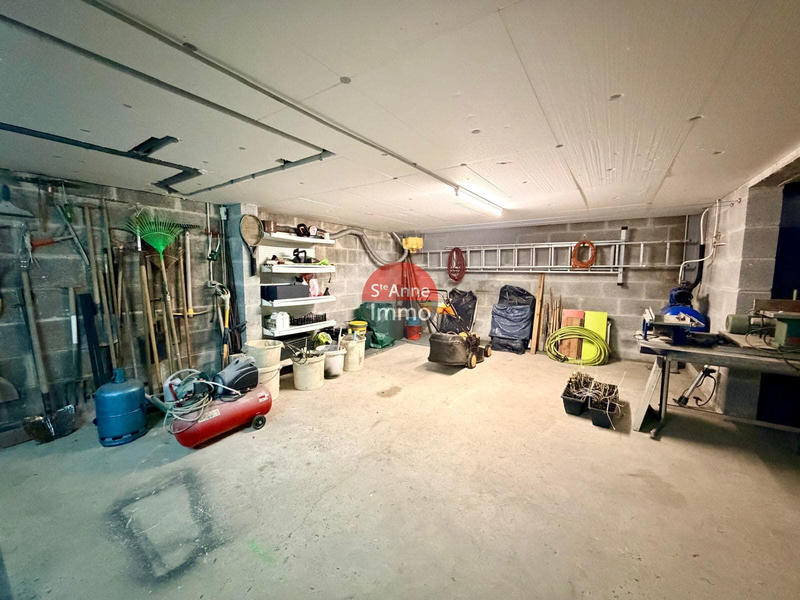 Maison - 200 m² - 10 pièces