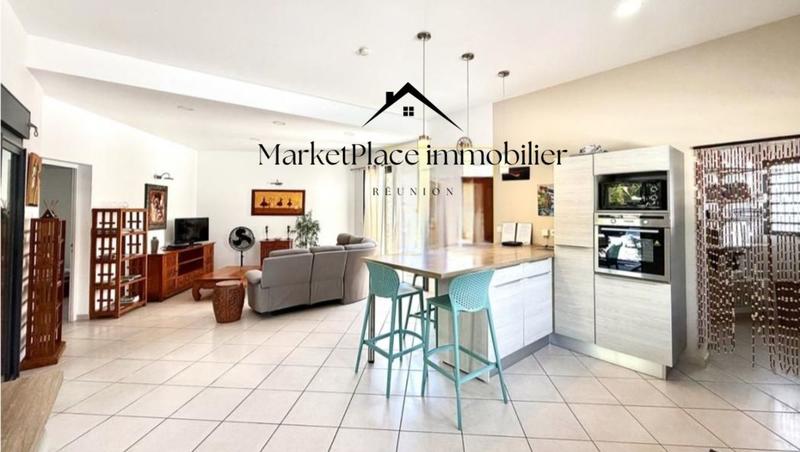 Maison - 105 m² - 4 pièces