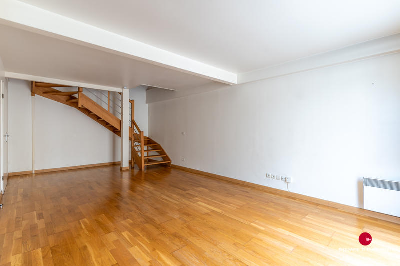 Appartement - 75 m² - 3 pièces