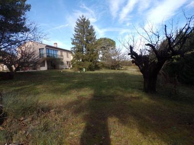 Terrain constructible - 577 m²