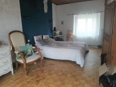 Maison en pierre - 121 m² - 5 pièces