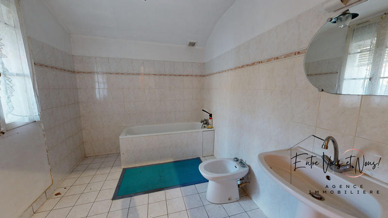 Maison ancienne - 274 m² - 9 pièces