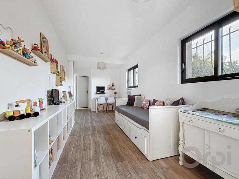 Maison - 143 m² - 5 pièces