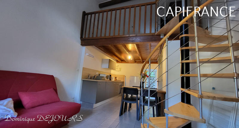 Maison - 205 m² - 11 pièces