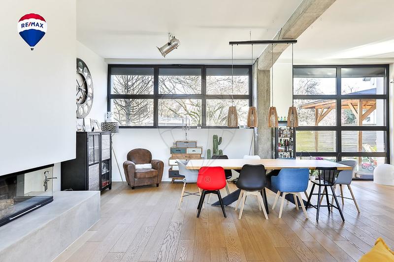 Maison - 179 m² - 6 pièces