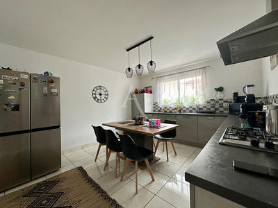 Maison - 145 m² - 4 pièces