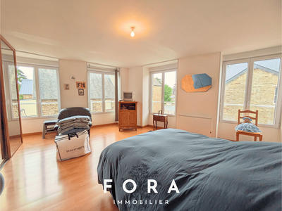 Maison - 125 m² - 5 pièces