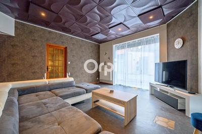 Maison - 122 m² - 6 pièces