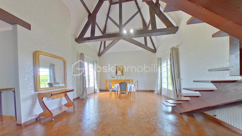 Maison traditionnelle - 140 m² - 5 pièces