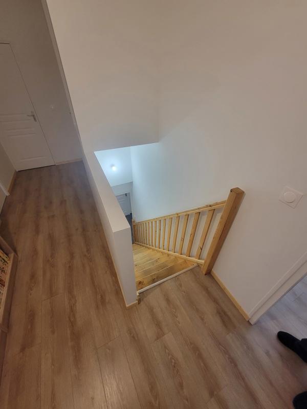 Maison - 215 m² - 10 pièces