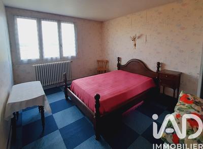 Maison - 167 m² - 8 pièces