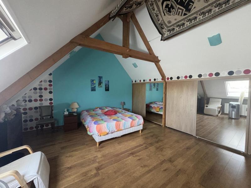 Maison - 167 m² - 7 pièces