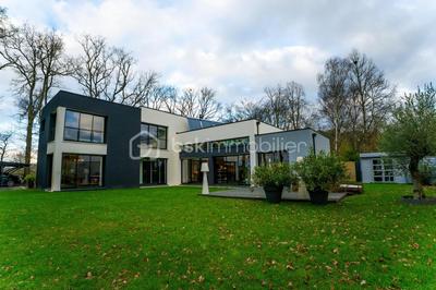 Maison d'architecte - 281 m² - 6 pièces