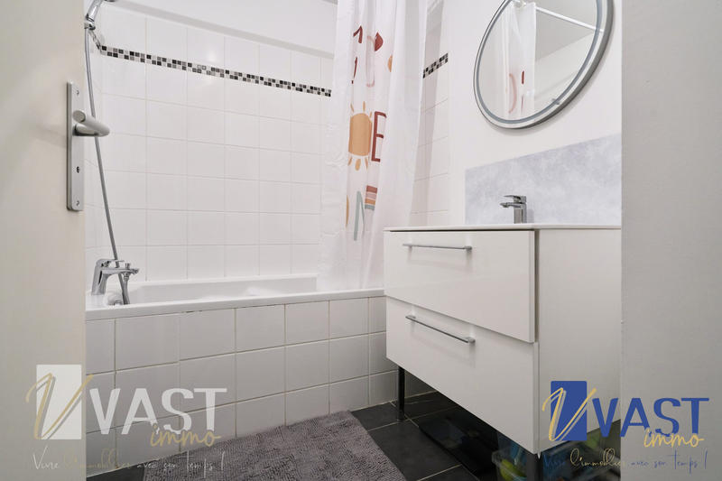 Appartement - 89 m² - 4 pièces