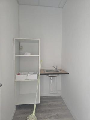 Bureau - 75 m²