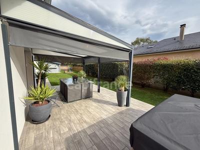 Maison - 111 m² - 4 pièces