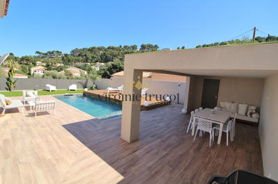 Villa - 132 m² - 5 pièces