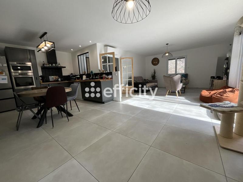 Villa - 124 m² - 5 pièces