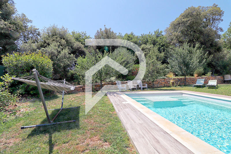 Villa - 138 m² - 6 pièces