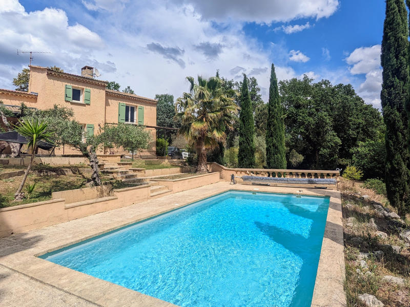 Maison - 131 m² - 6 pièces