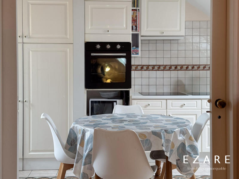 Appartement - 101 m² - 5 pièces