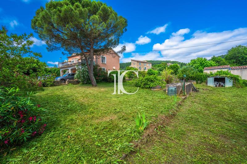 Maison - 115 m² - 6 pièces