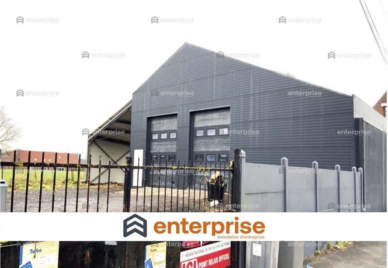 Local d'activité / Entrepôt - 220 m²