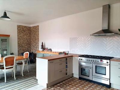 Fermette - 274 m² - 6 pièces