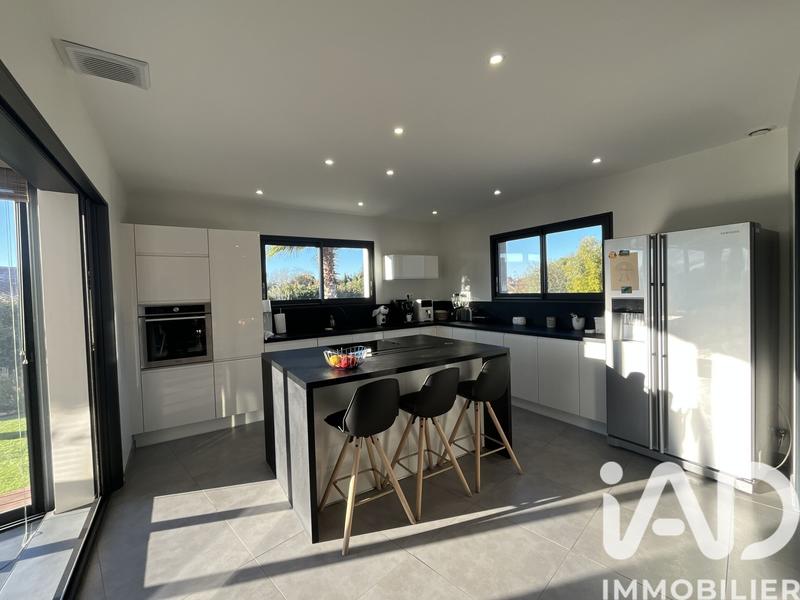 Maison - 160 m² - 4 pièces