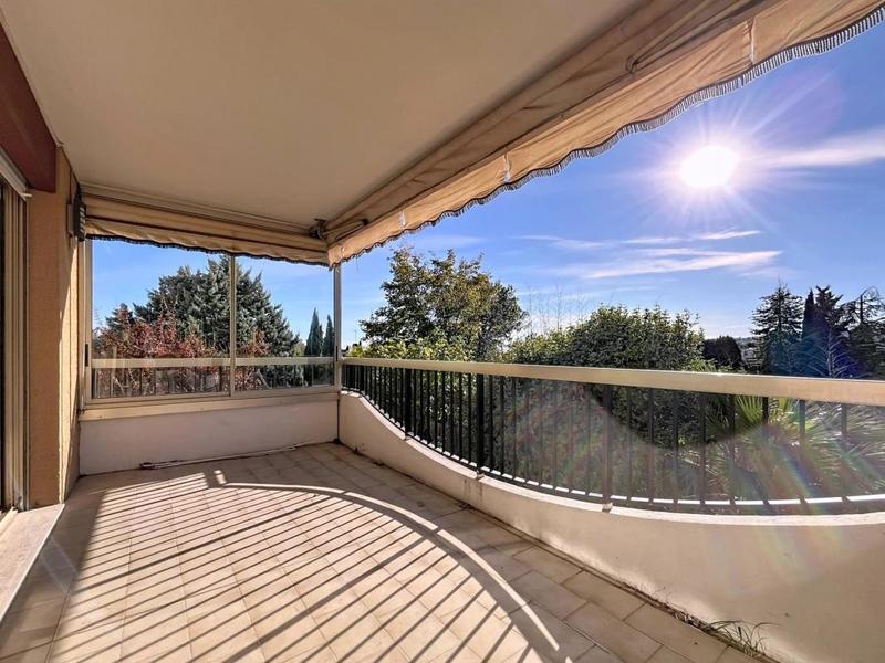 Appartement - 83 m² - 3 pièces