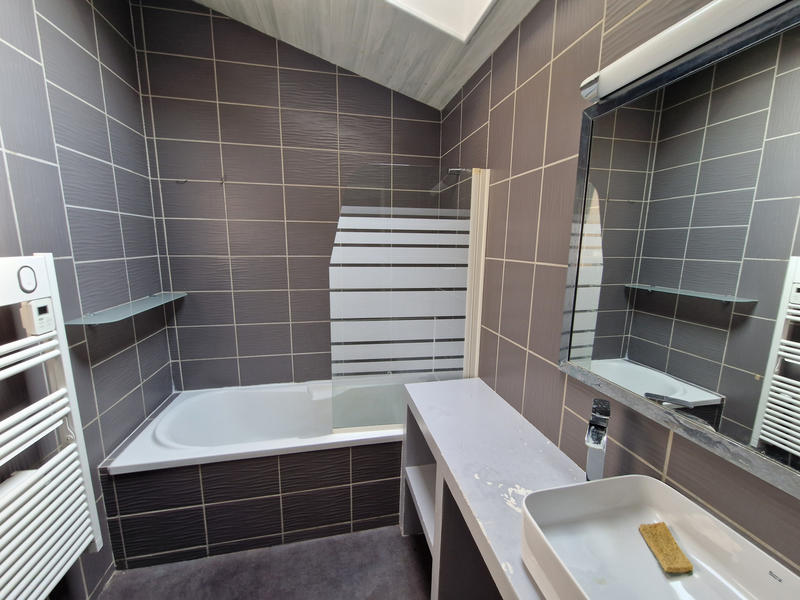 Appartement - 73 m² - 2 pièces