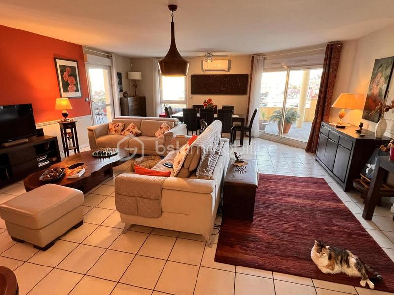 Appartement - 95 m² - 4 pièces