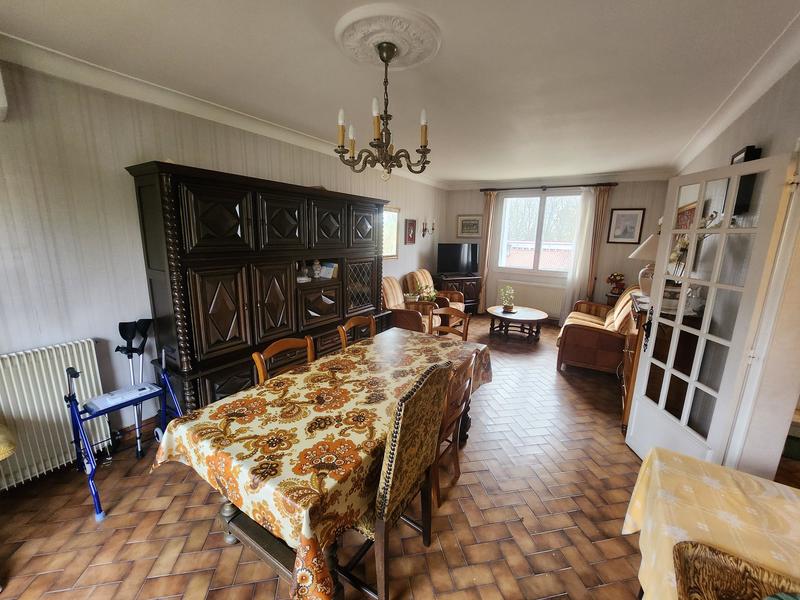 Maison jumelée - 106 m² - 6 pièces