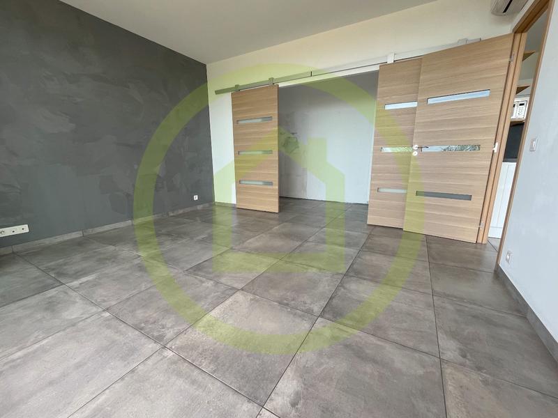 Appartement - 82 m² - 3 pièces