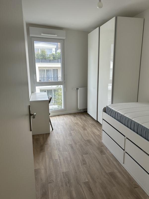 Appartement - 83 m² - 4 pièces