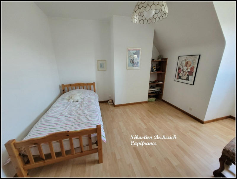 Maison - 185 m² - 7 pièces