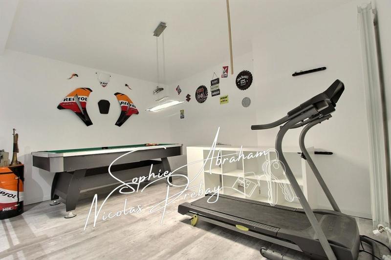 Maison - 190 m² - 6 pièces