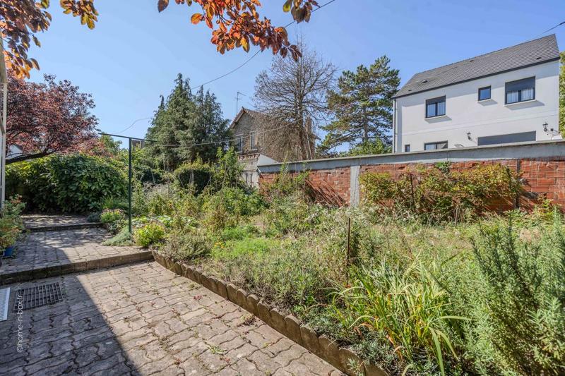 Maison - 120 m² - 7 pièces