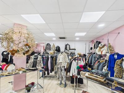 Fonds de commerce - Magasins - 132 m²