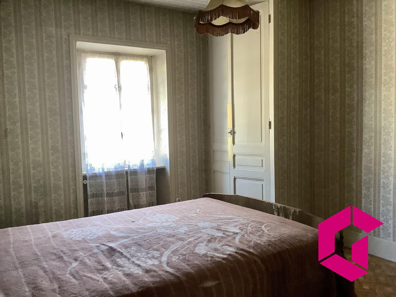 Maison - 163 m² - 6 pièces