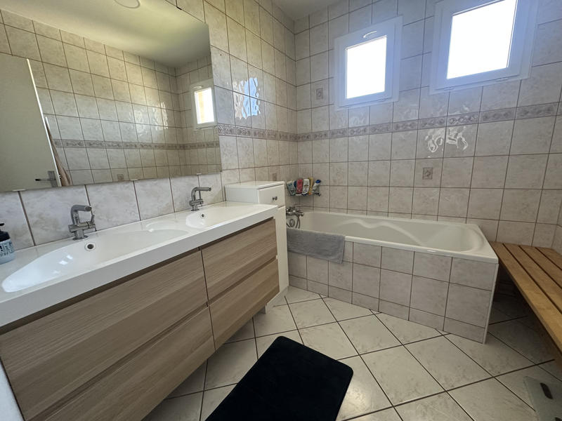 Maison - 139 m² - 6 pièces