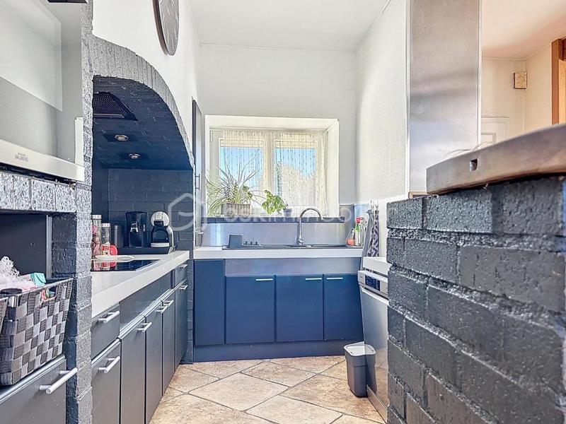 Demeure - 200 m² - 7 pièces