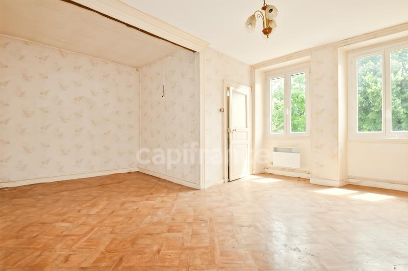 Maison - 99 m² - 5 pièces