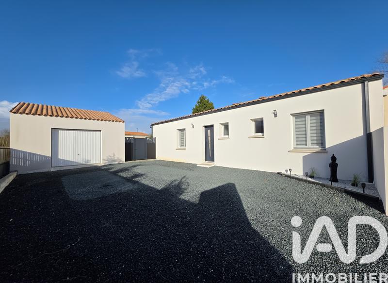 Maison - 100 m² - 4 pièces