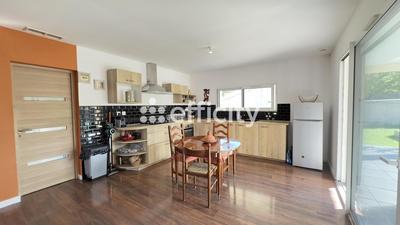 Maison - 126 m² - 4 pièces