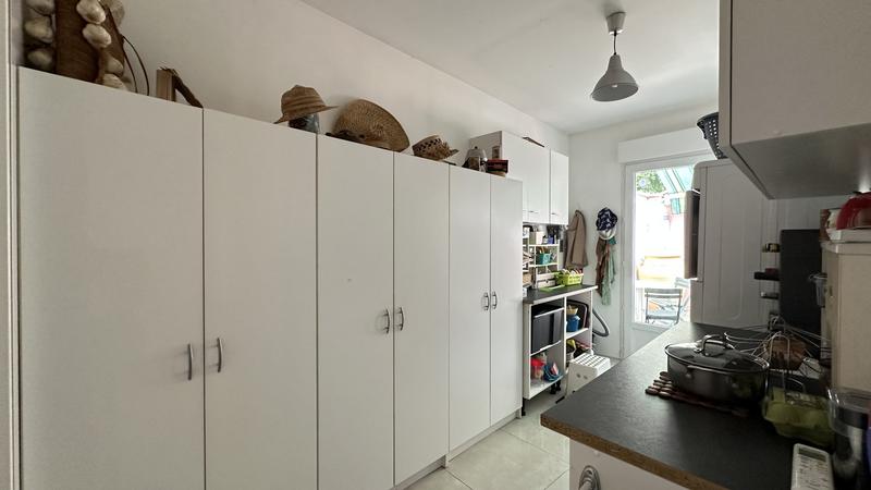 Appartement bourgeois - 184 m² - 4 pièces