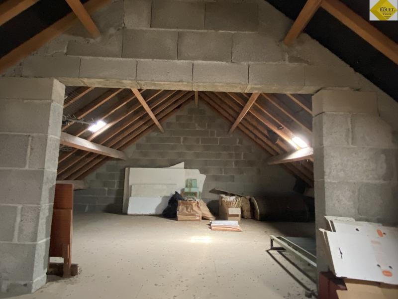 Maison - 259 m² - 8 pièces