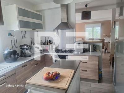 Maison - 122 m² - 6 pièces