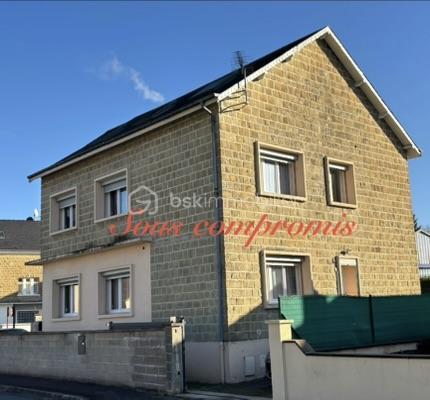 Demeure - 183 m² - 9 pièces