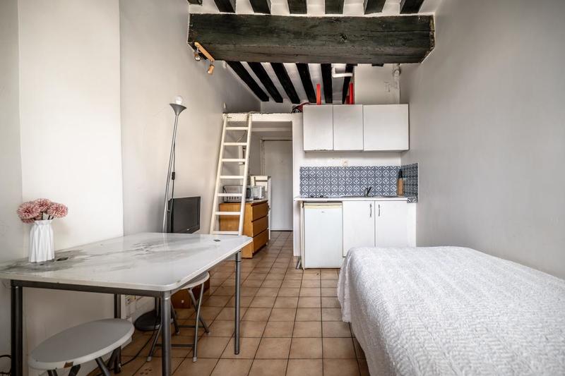 Studio - 18 m² - 1 pièce
